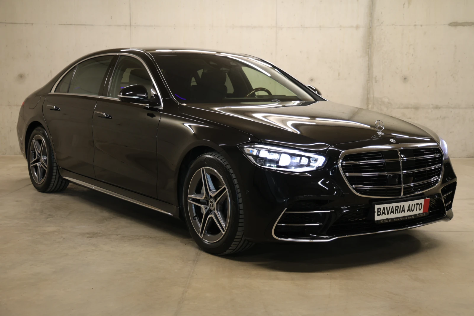 Mercedes-Benz S 580 Long AMG 3xTV Ексклузив Вентилация Масаж Панорамa - изображение 4