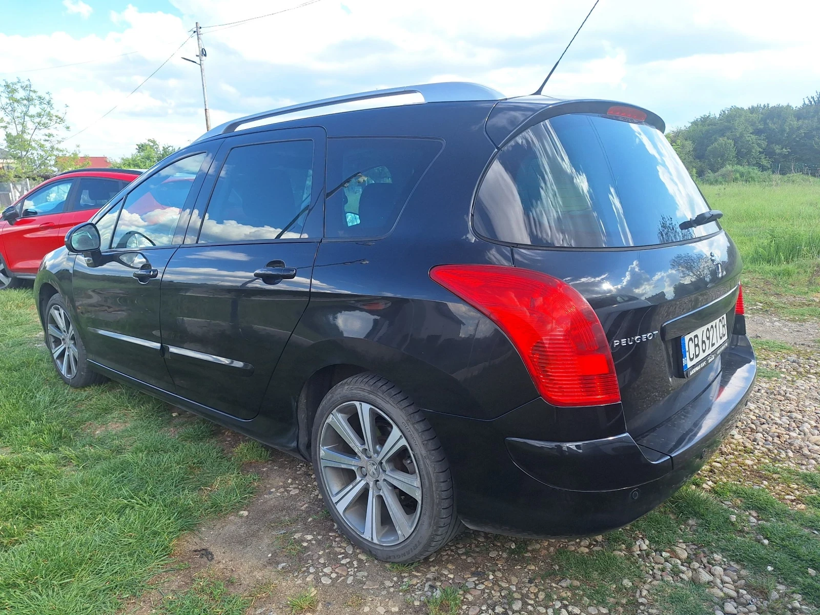 Peugeot 308 308sw eHDI - изображение 4
