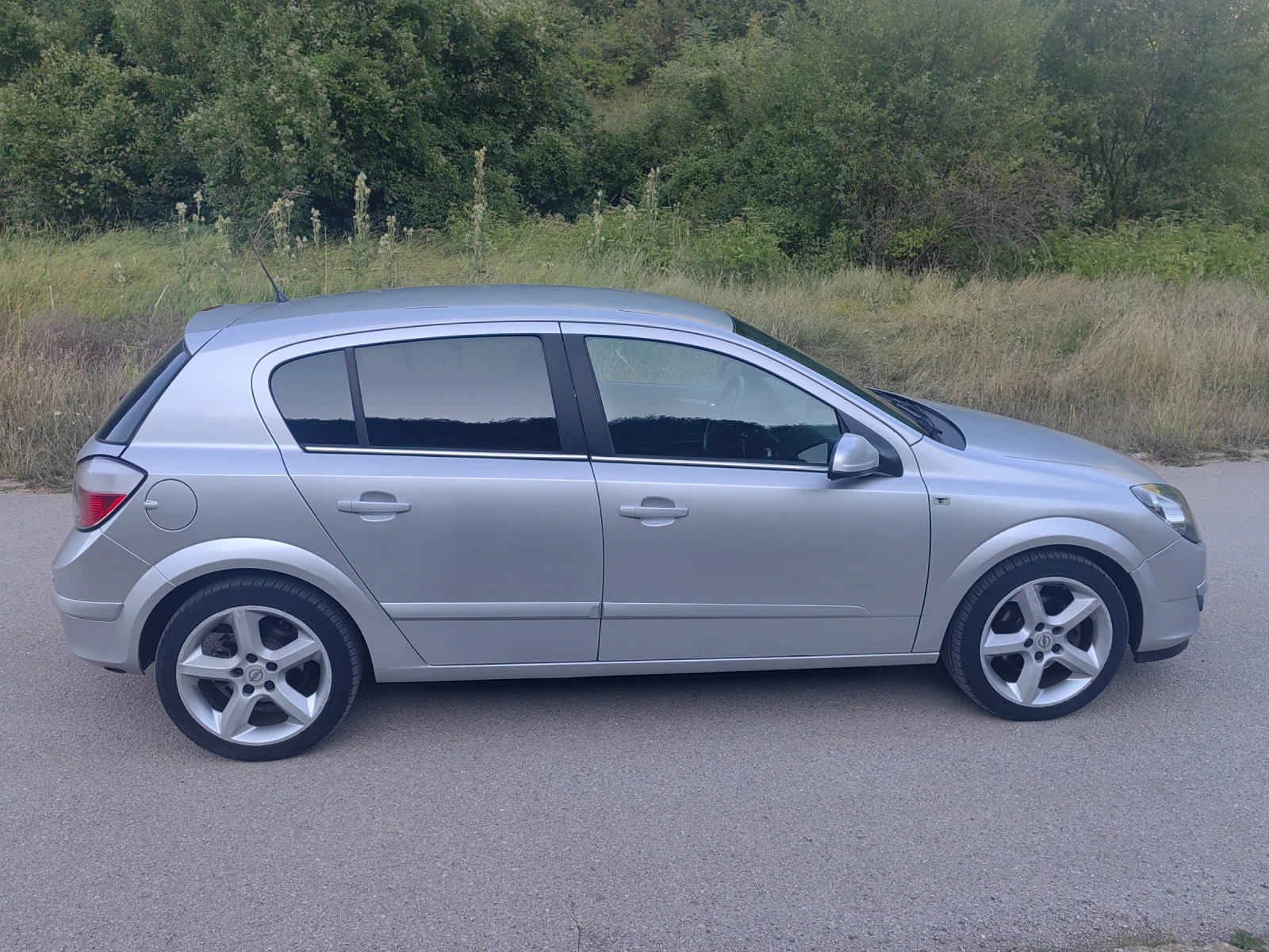Opel Astra Opel Astra COSMO 1.6 газ  - изображение 2