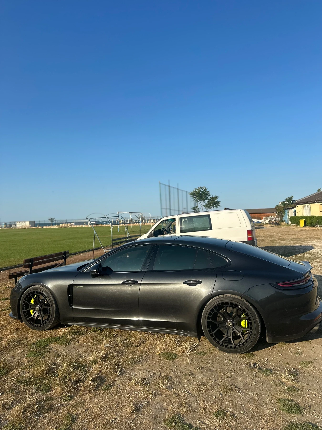 Porsche Panamera 4E-hybrid  - изображение 3