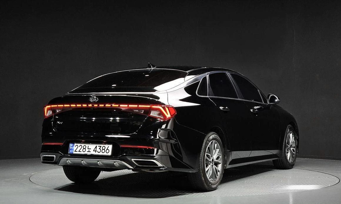 Kia K5 2.0 Noblesse * НАЙ-ДОБРА ЦЕНА В БЪЛГАРИЯ*  - изображение 2