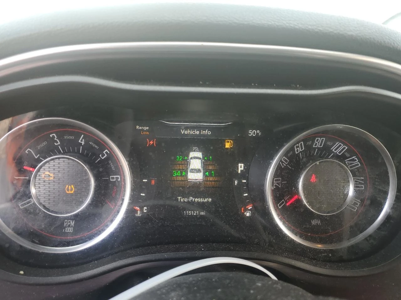 Dodge Challenger SXT / 3.6L V6 Pentastar / Спортен режим / Launch   - изображение 9