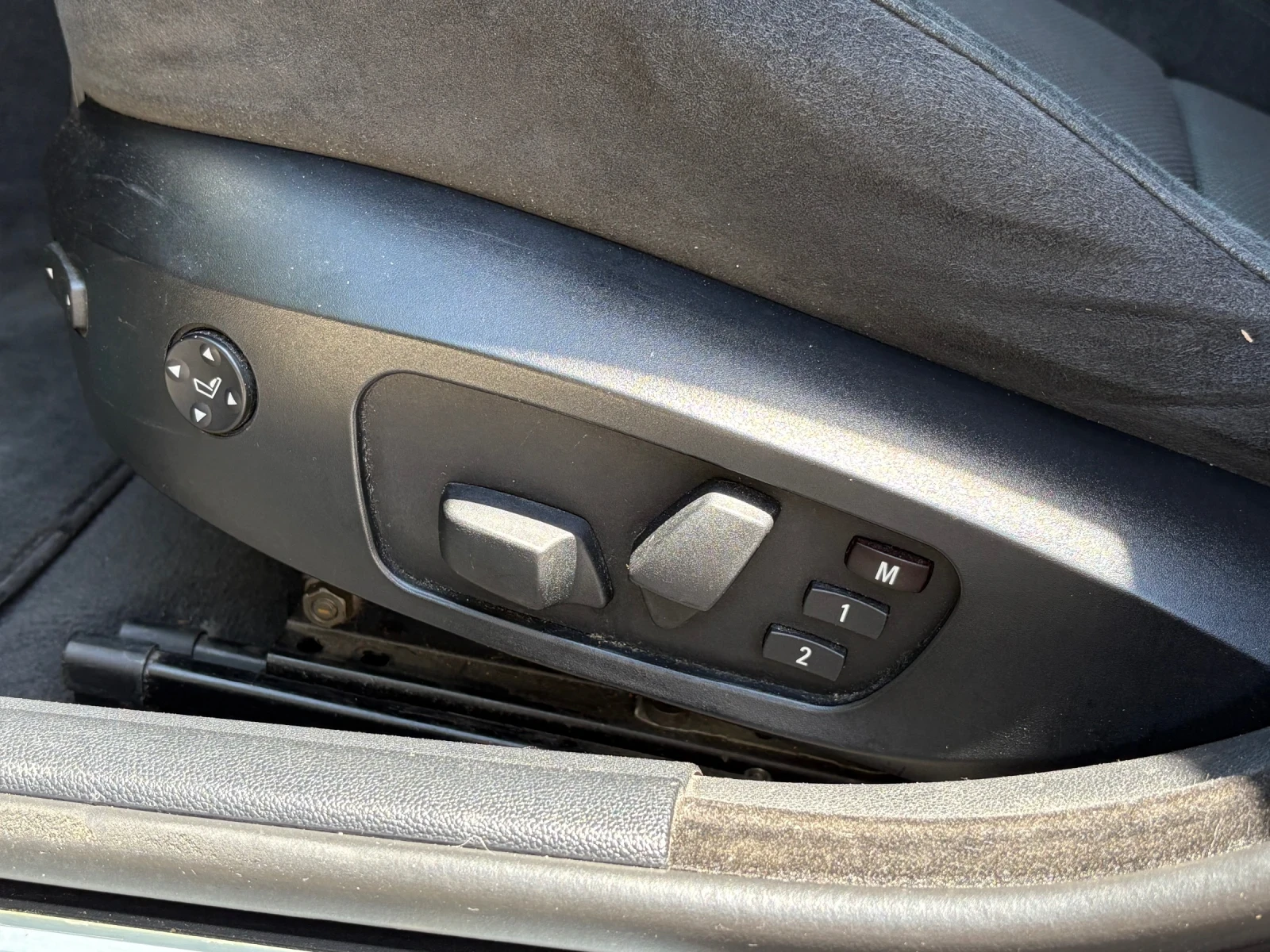 BMW 330 xDrive/Keyless/M-tech - изображение 8