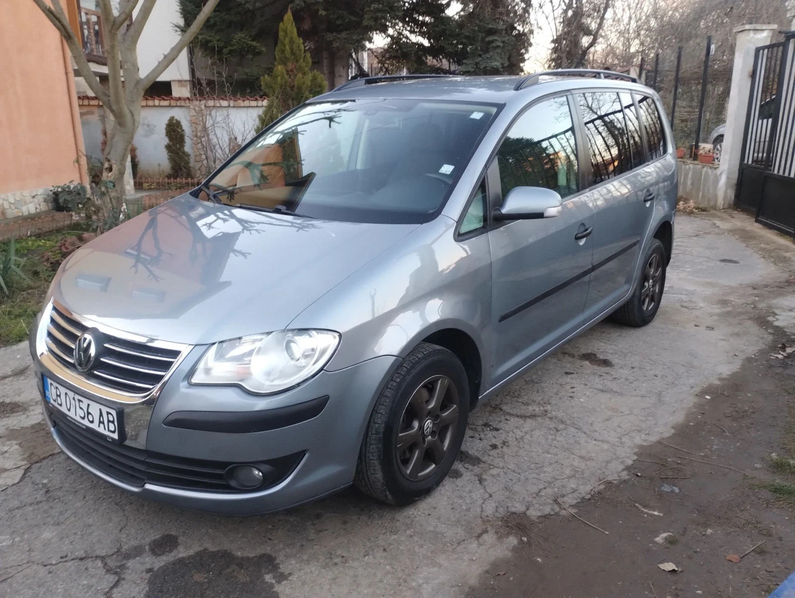 VW Touran 2.0 EKO FUEL ГАЗ - изображение 5
