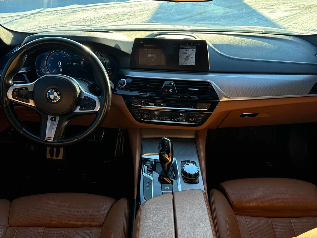 BMW 530E xDrive iPerformance  CARFAX | Mobile.bg � ����������� 10