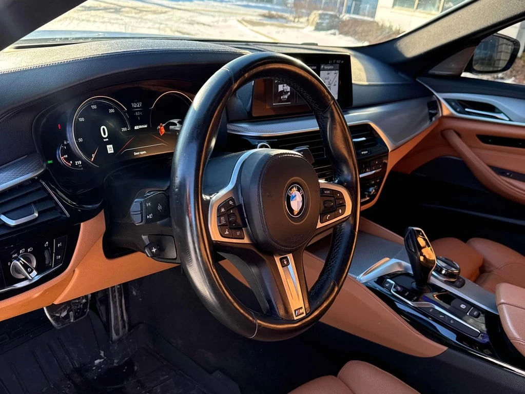 BMW 530E xDrive iPerformance  CARFAX | Mobile.bg � ����������� 5