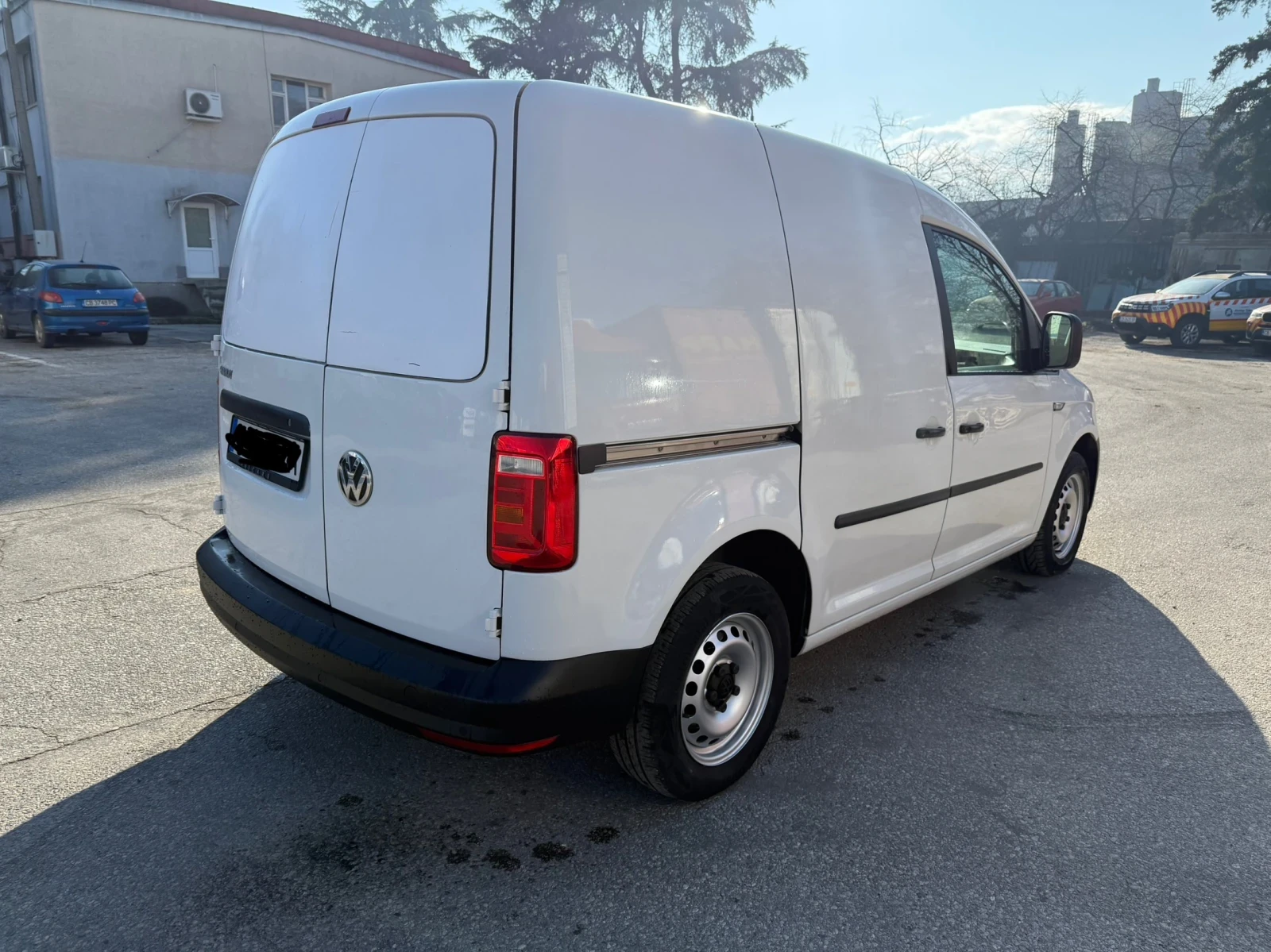VW Caddy 2.0 TDI - изображение 6