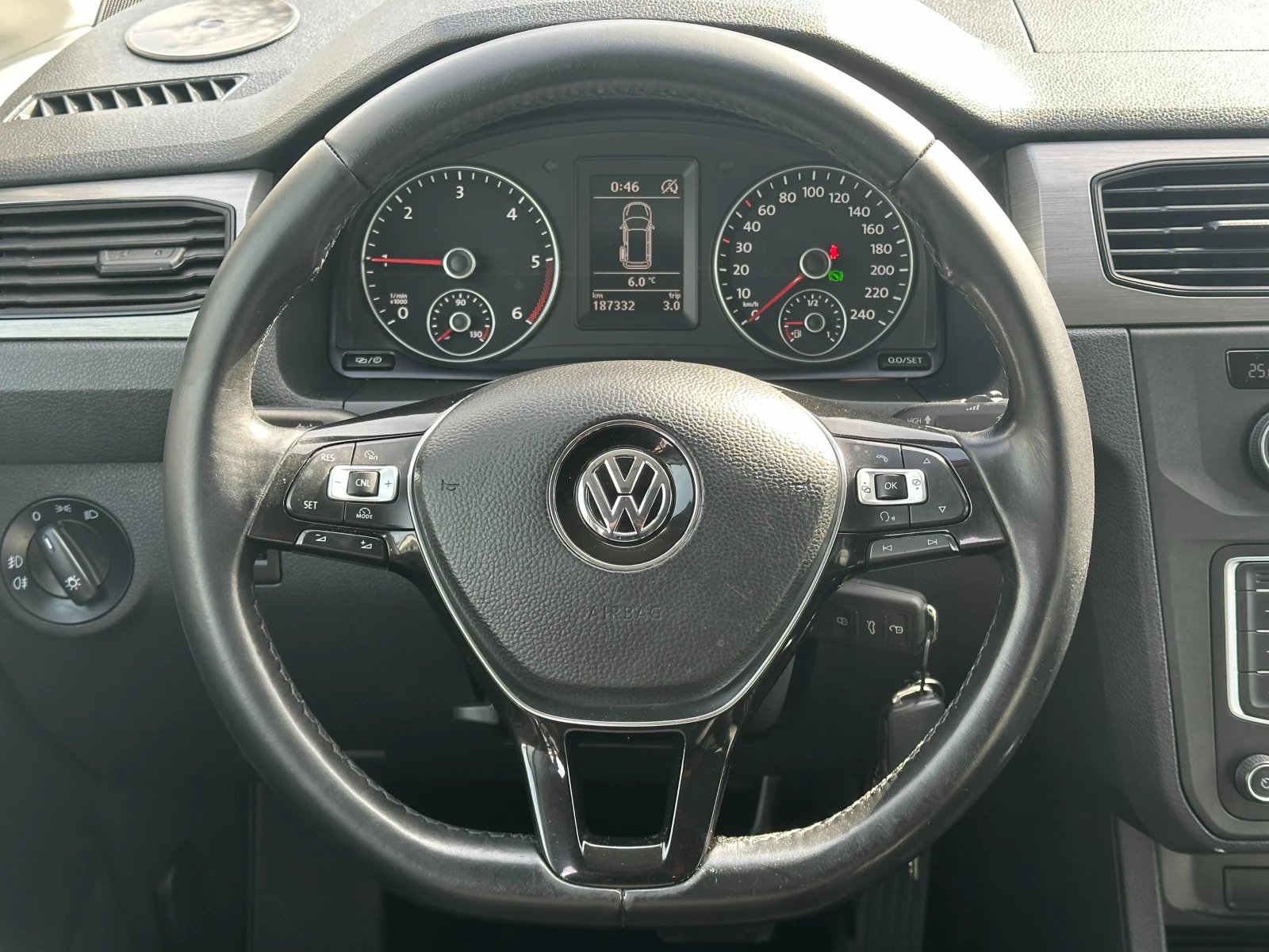 VW Caddy 2.0TDI-MAXi-FULL LED-AUTOMAT-DIST-KO��-PDC-EURO6 | Mobile.bg � ����������� 11