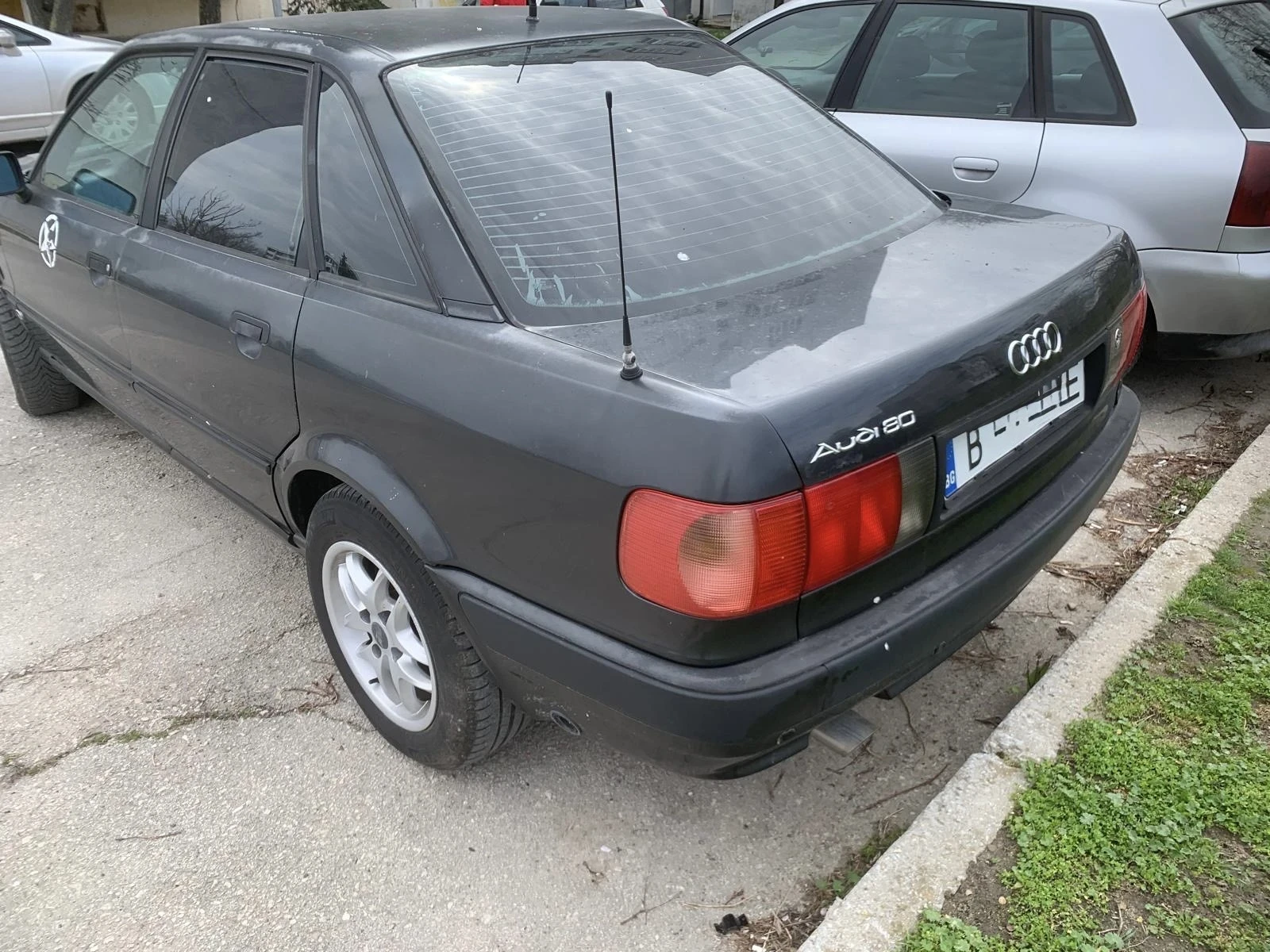 Audi 80, снимка 2 - Автомобили и джипове - 54056260