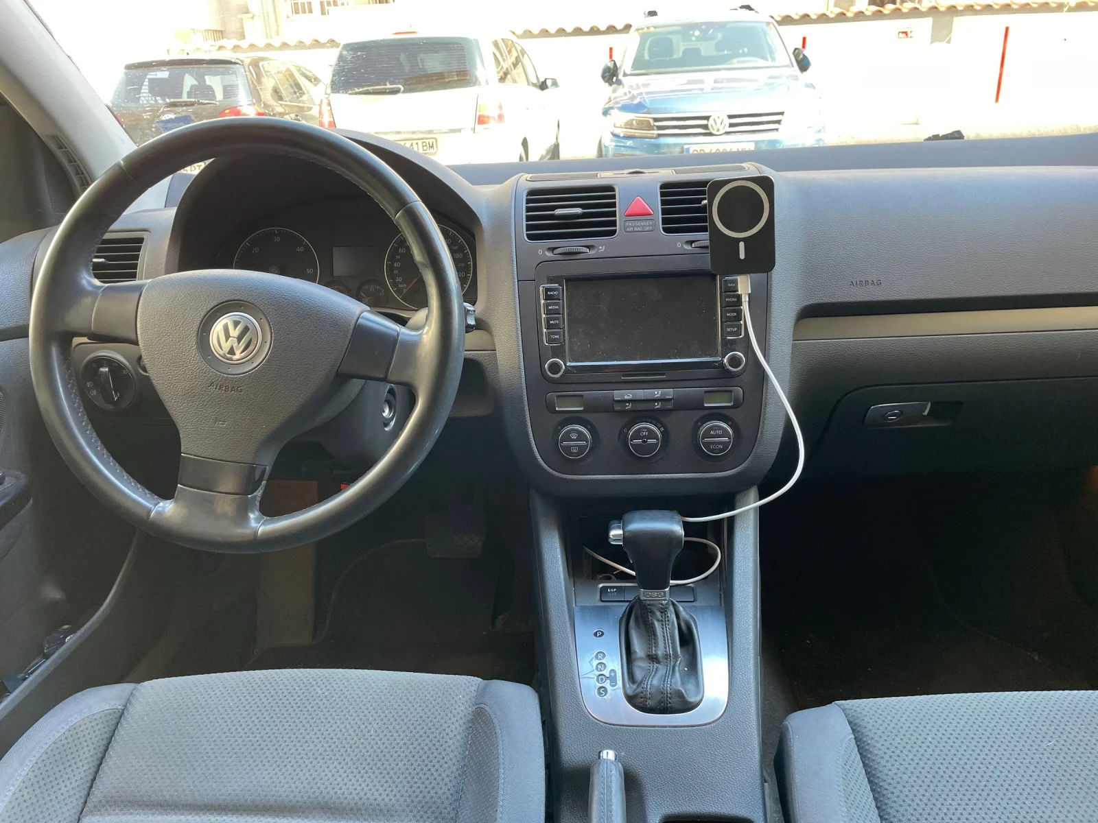 VW Golf, снимка 10 - Автомобили и джипове - 54140413