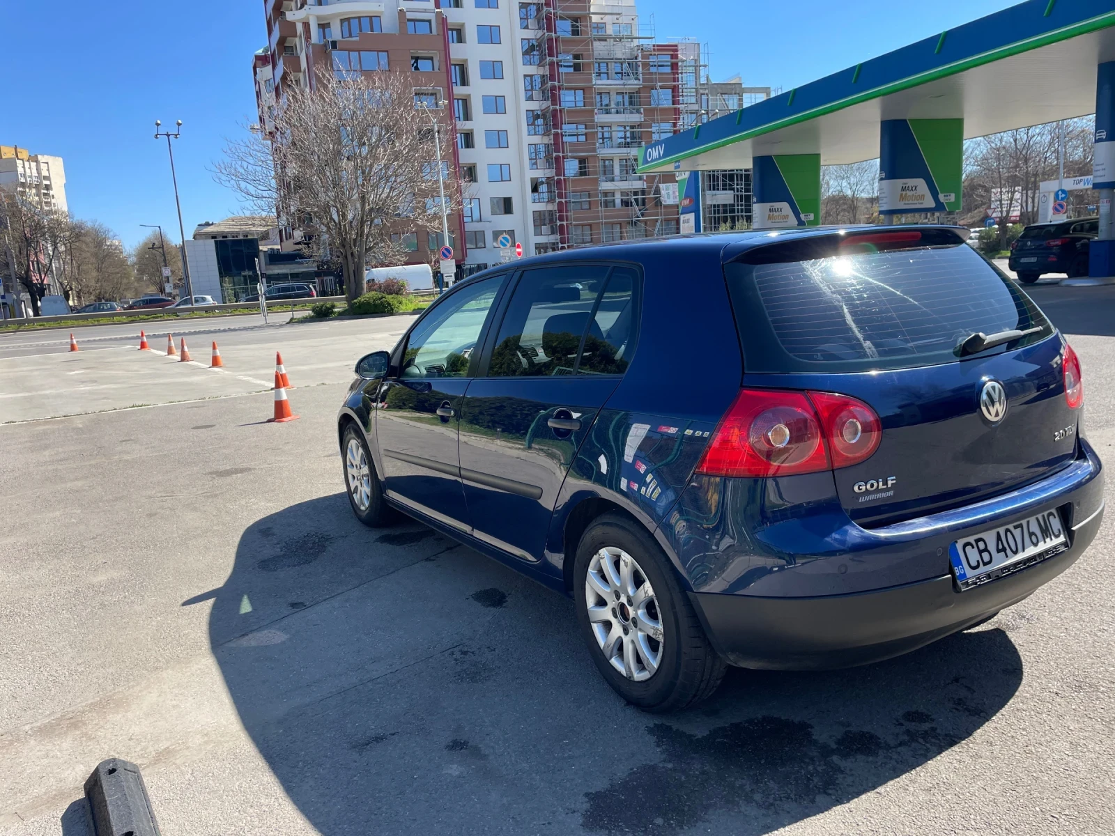 VW Golf, снимка 4 - Автомобили и джипове - 54140413