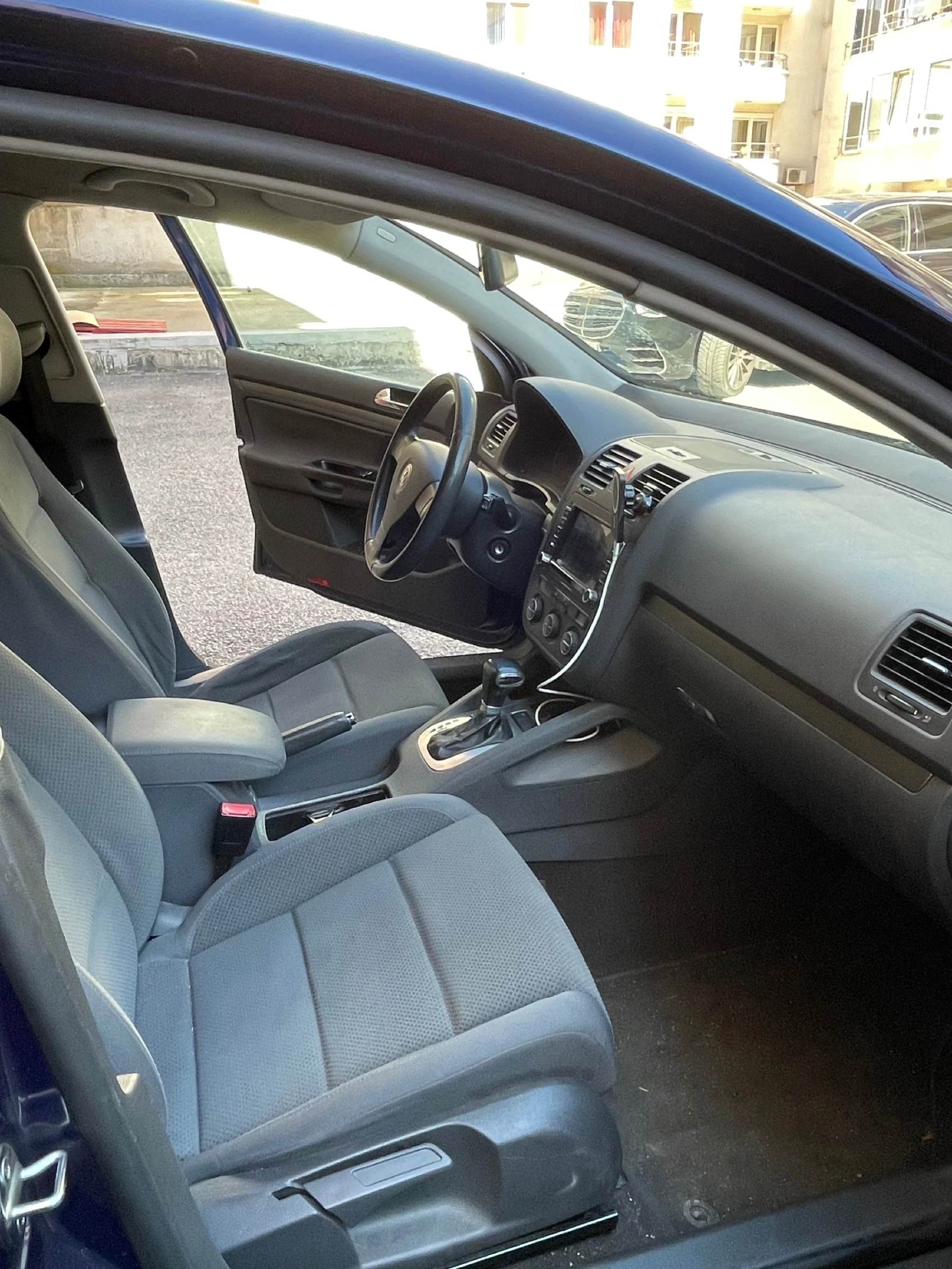 VW Golf, снимка 8 - Автомобили и джипове - 54140413