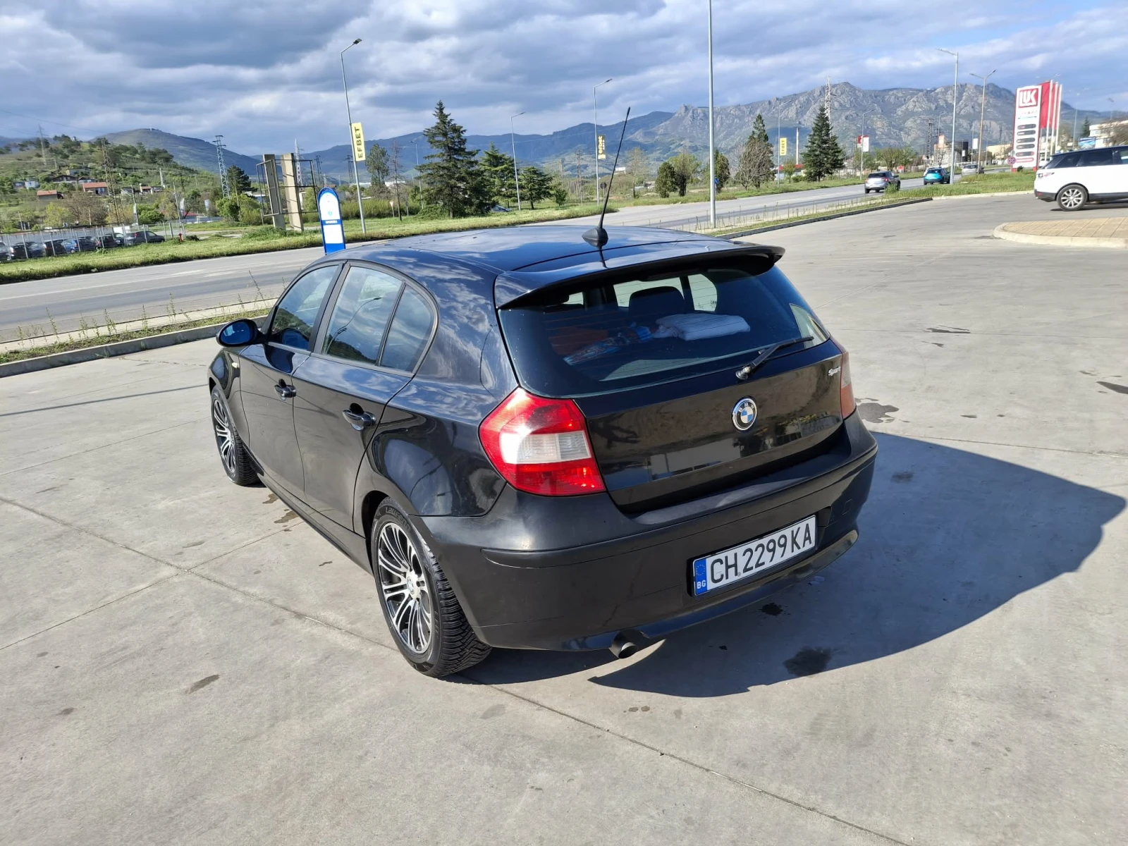 BMW 118  D Sport line, снимка 3 - Автомобили и джипове - 54329323