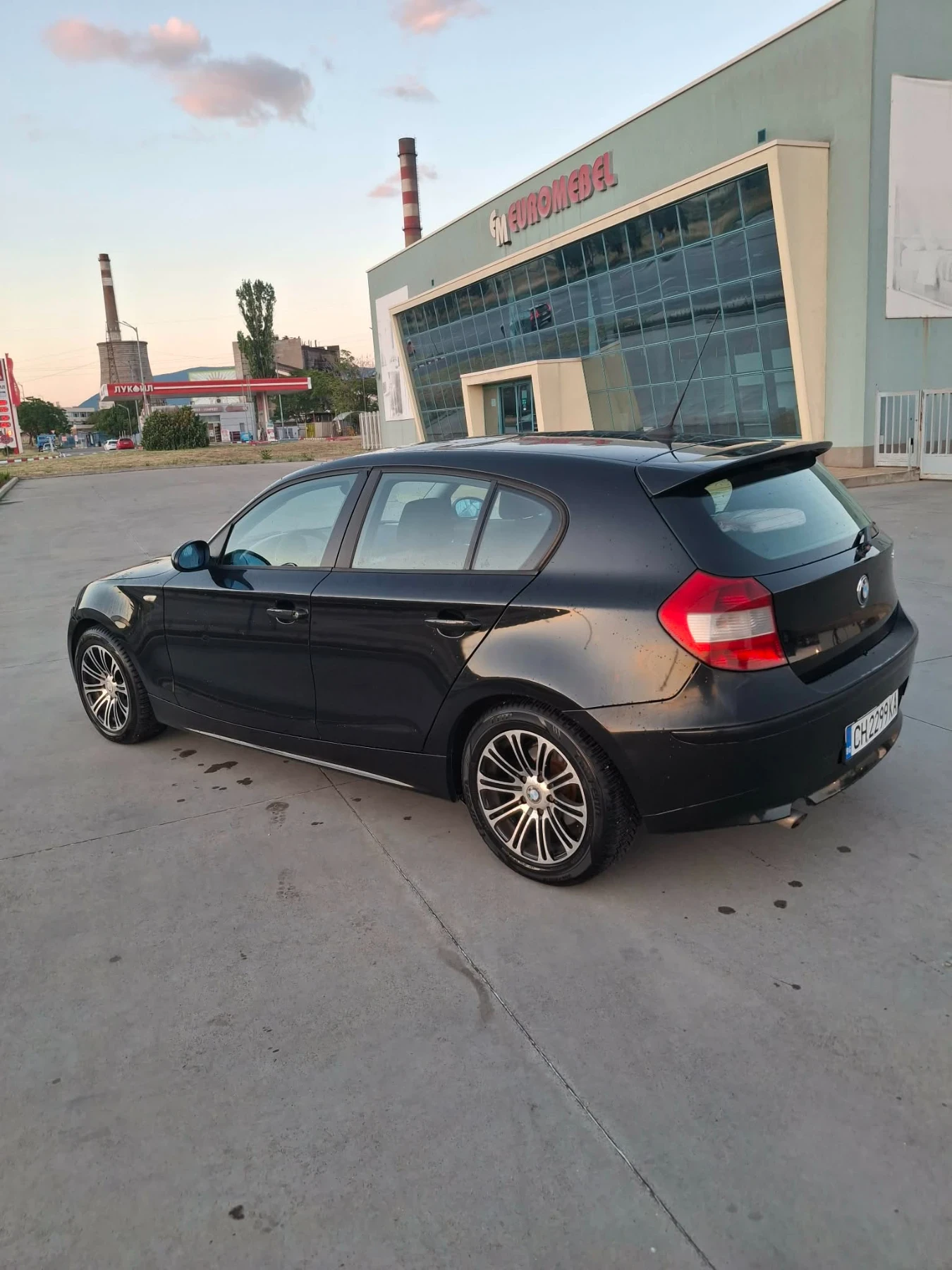 BMW 118  D Sport line, снимка 11 - Автомобили и джипове - 55252064