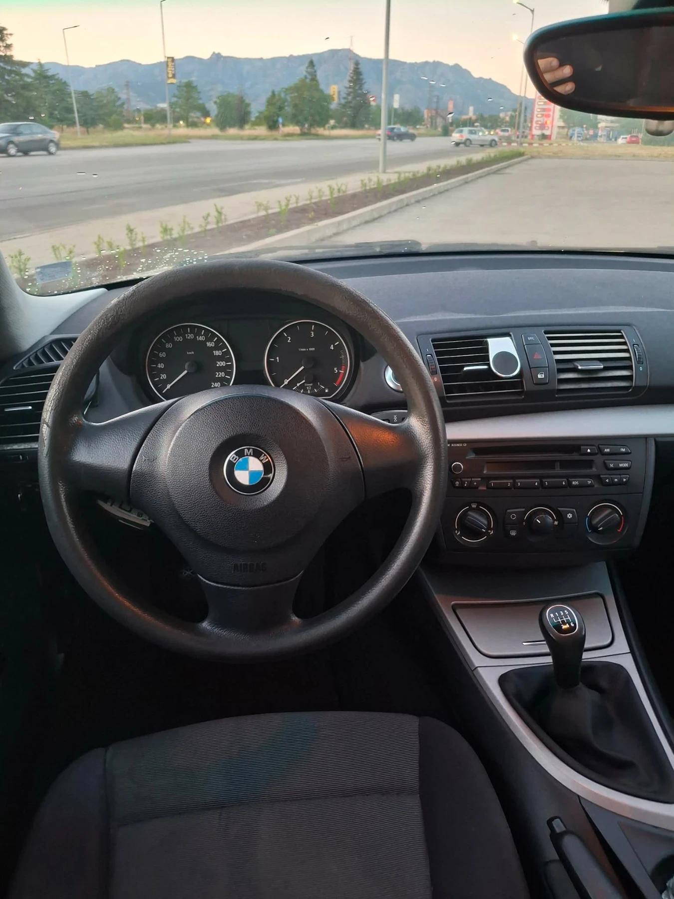 BMW 118  D Sport line, снимка 12 - Автомобили и джипове - 55252064