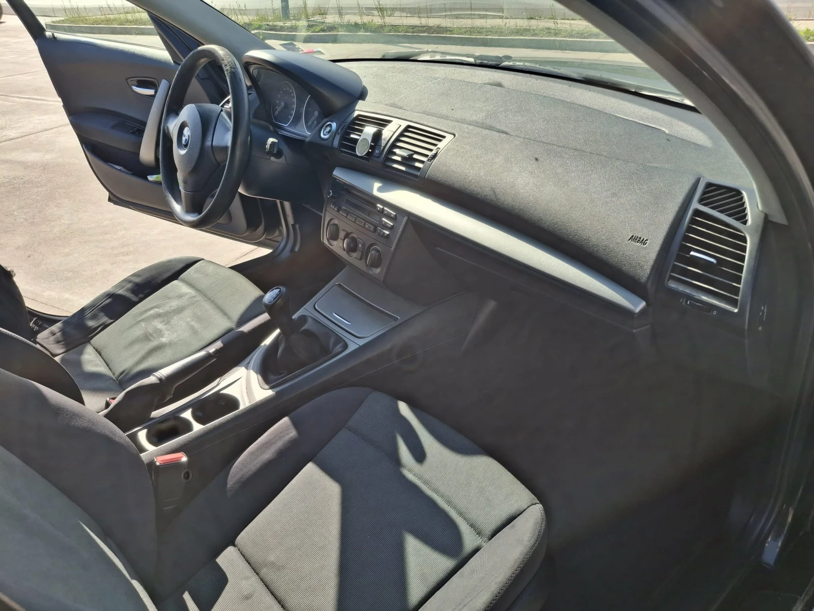 BMW 118  D Sport line, снимка 5 - Автомобили и джипове - 54329323