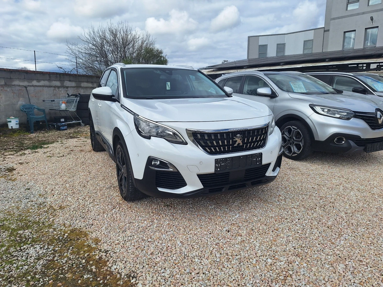 Peugeot 3008 1.6d* НАВИГАЦИЯ/КРОСУЕЙ/ЛЕД/6ск/ALLURE* , снимка 8 - Автомобили и джипове - 54509626