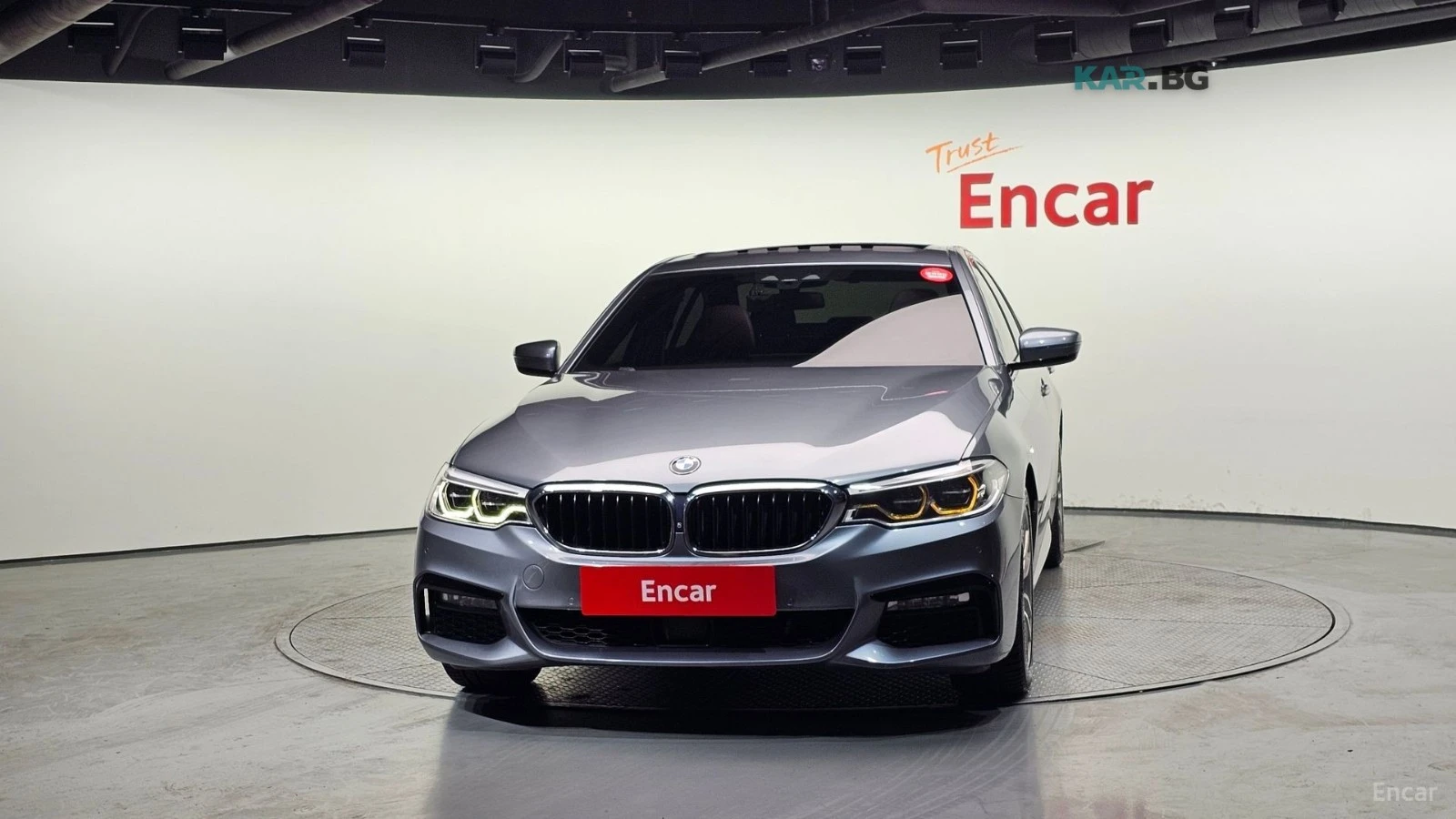 BMW 530 XDRIVE / M PKG / ОБДУХ / ПОДГРЕВИ / 360 , снимка 3 - Автомобили и джипове - 54598058