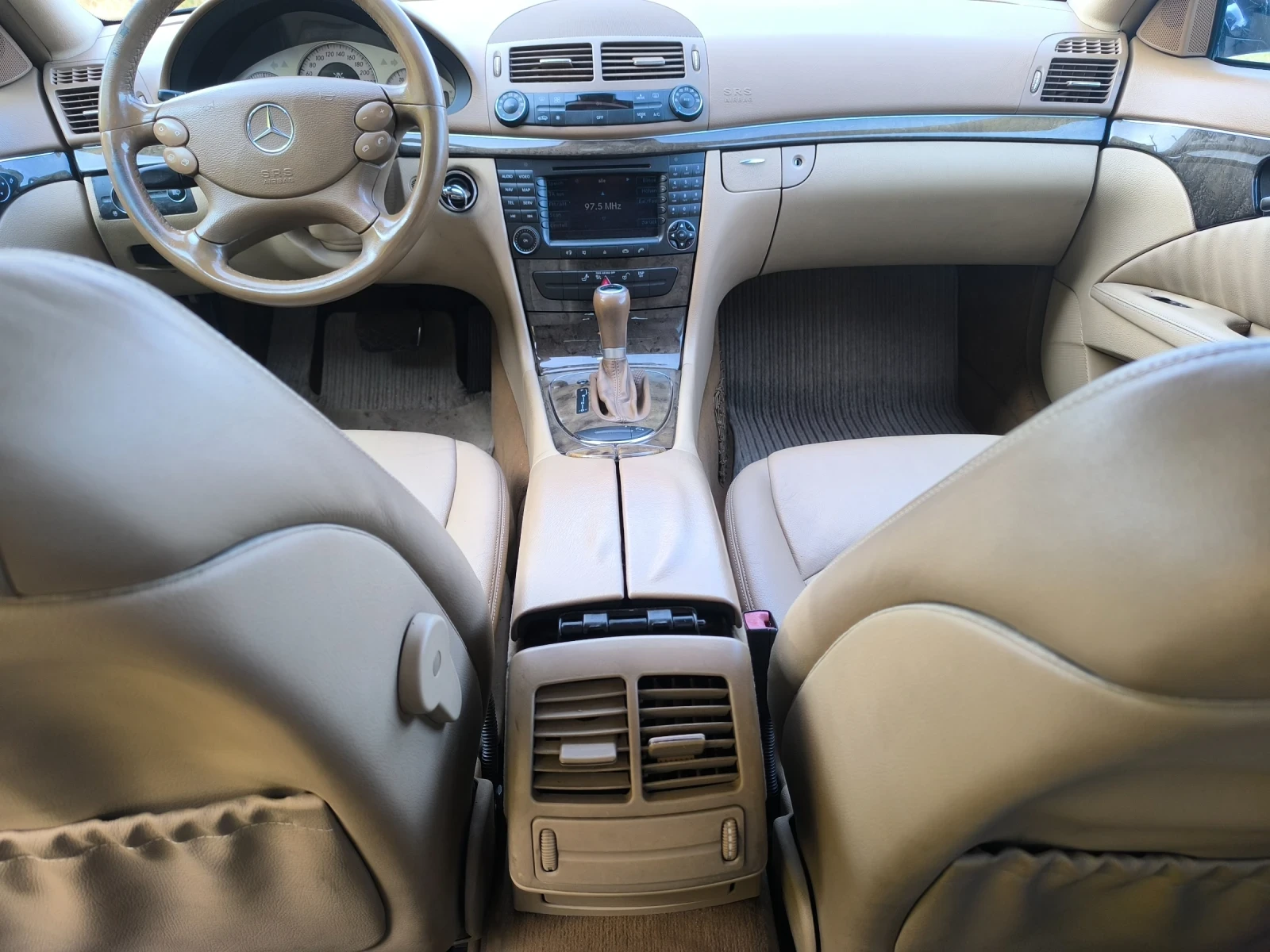 Mercedes-Benz E 320 3.2CDI 224к.с/ ЕВО, снимка 8 - Автомобили и джипове - 55632215