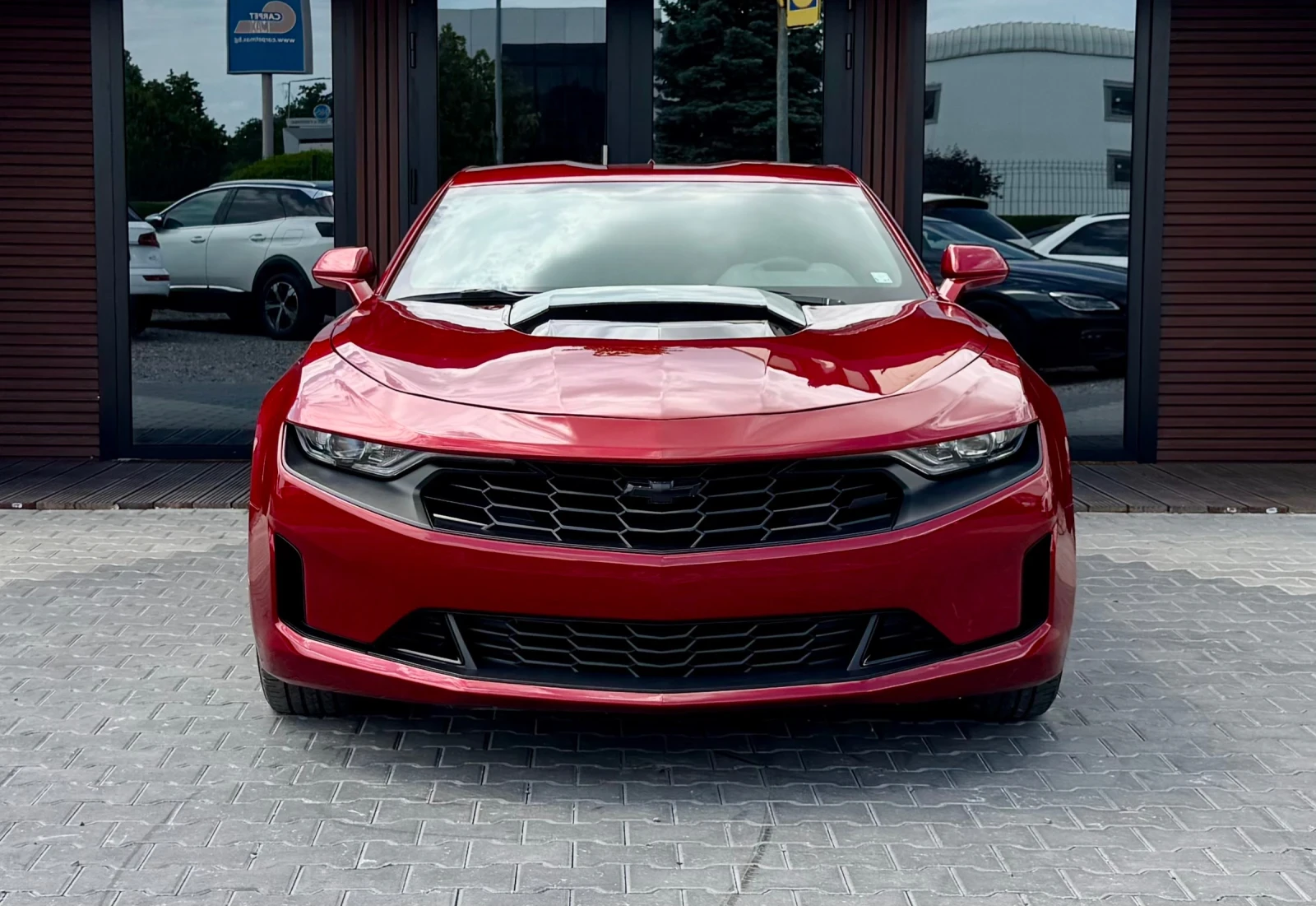 Chevrolet Camaro 2.0 T* CarPlay* Kamera* Keyless* Лизинг, снимка 2 - Автомобили и джипове - 54747222