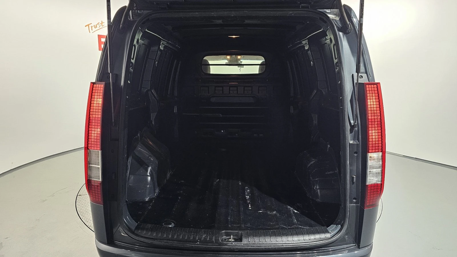 Hyundai Staria Cargo* BLIND SPOT* ������ ���� | Mobile.bg � ����������� 16