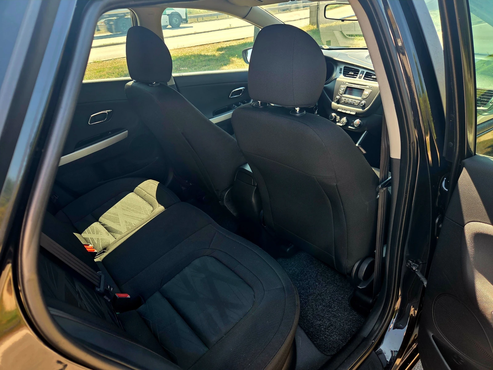 Kia Ceed  1400   | Mobile.bg � ����������� 10
