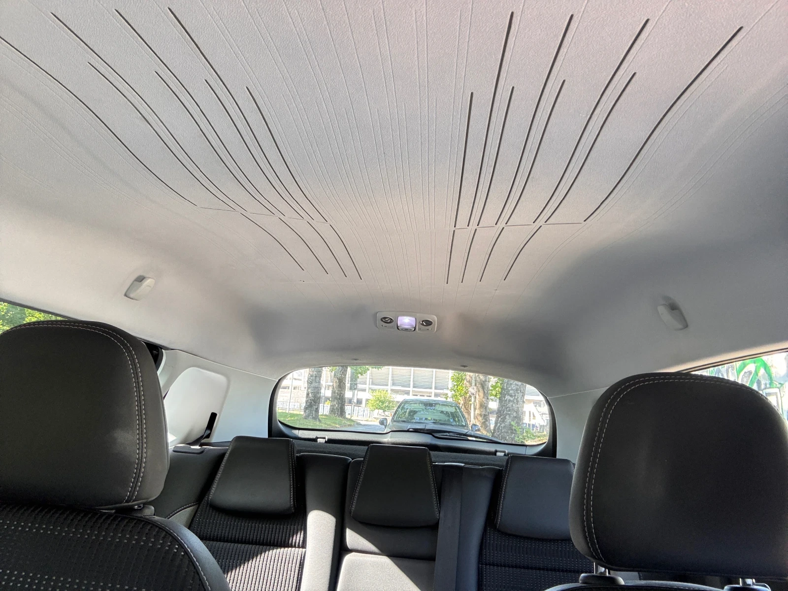 Peugeot 2008  1, 6  Blue HDI Allure/навигация/камера, снимка 13 - Автомобили и джипове - 55353357