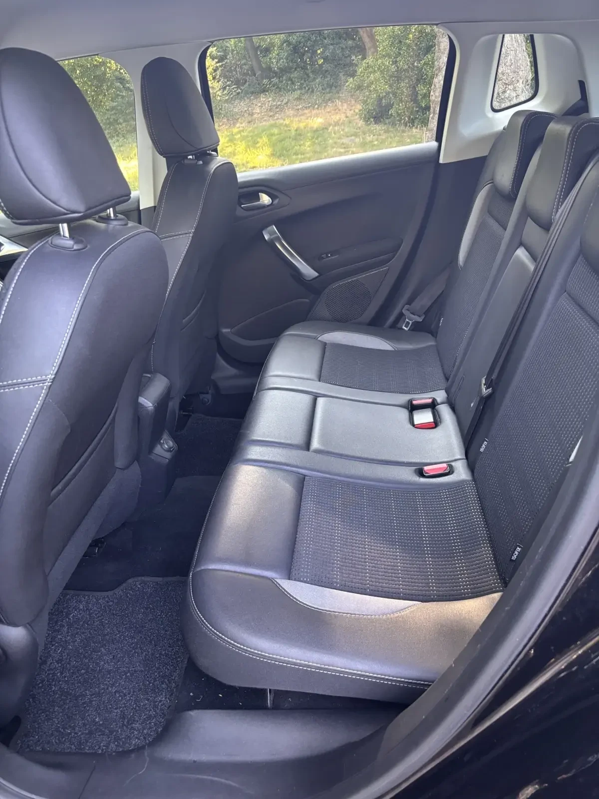 Peugeot 2008  1, 6  Blue HDI Allure/навигация/камера, снимка 8 - Автомобили и джипове - 55353357