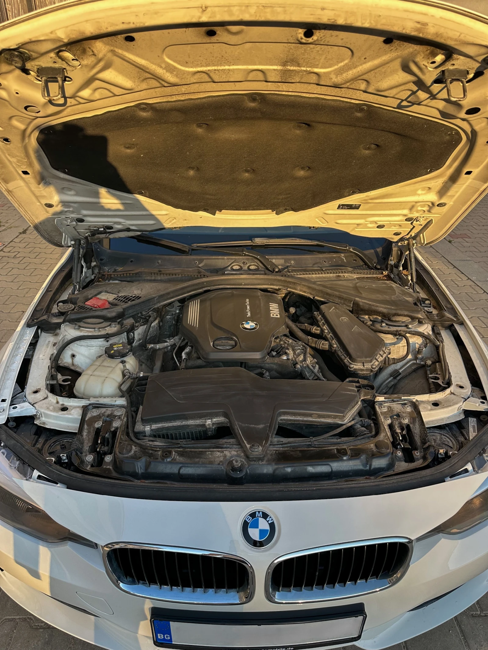 BMW 316 Touring, снимка 5 - Автомобили и джипове - 55533725