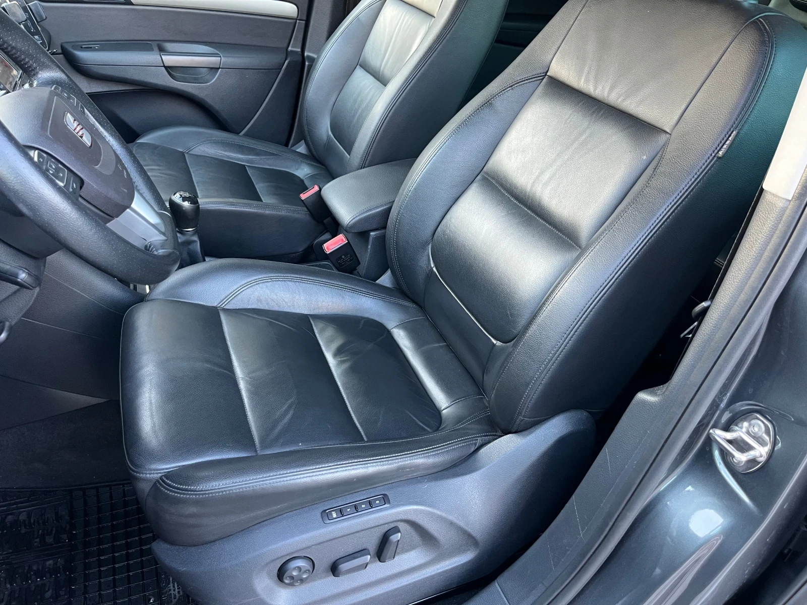 Seat Alhambra Full екстри, снимка 6 - Автомобили и джипове - 55954986
