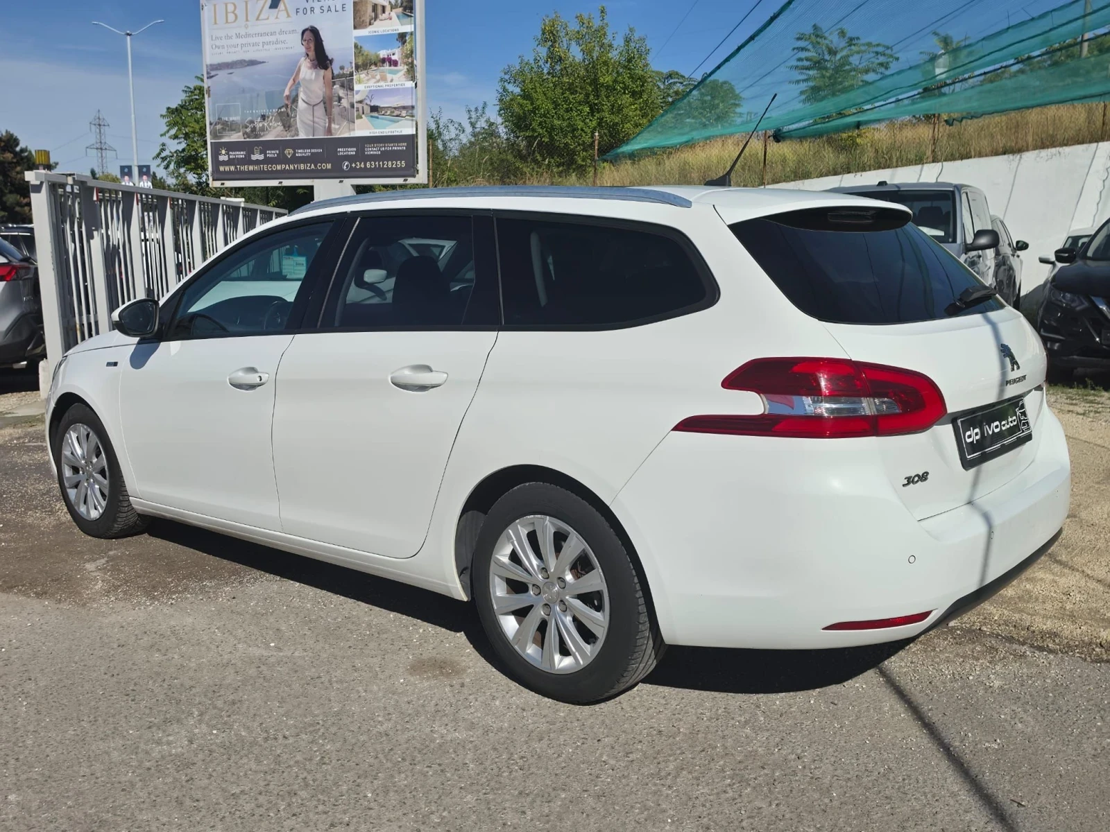Peugeot 308 1.6HDI* STYLE* ПАНОРАМА* КАМЕРА* ПОДГРЕВ , снимка 2 - Автомобили и джипове - 56010514