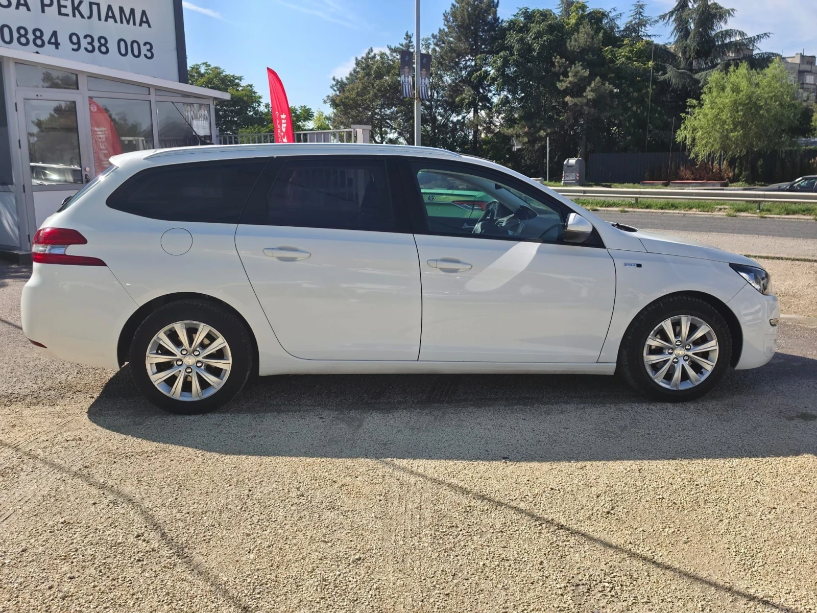 Peugeot 308 1.6HDI* STYLE* ПАНОРАМА* КАМЕРА* ПОДГРЕВ , снимка 5 - Автомобили и джипове - 56010514