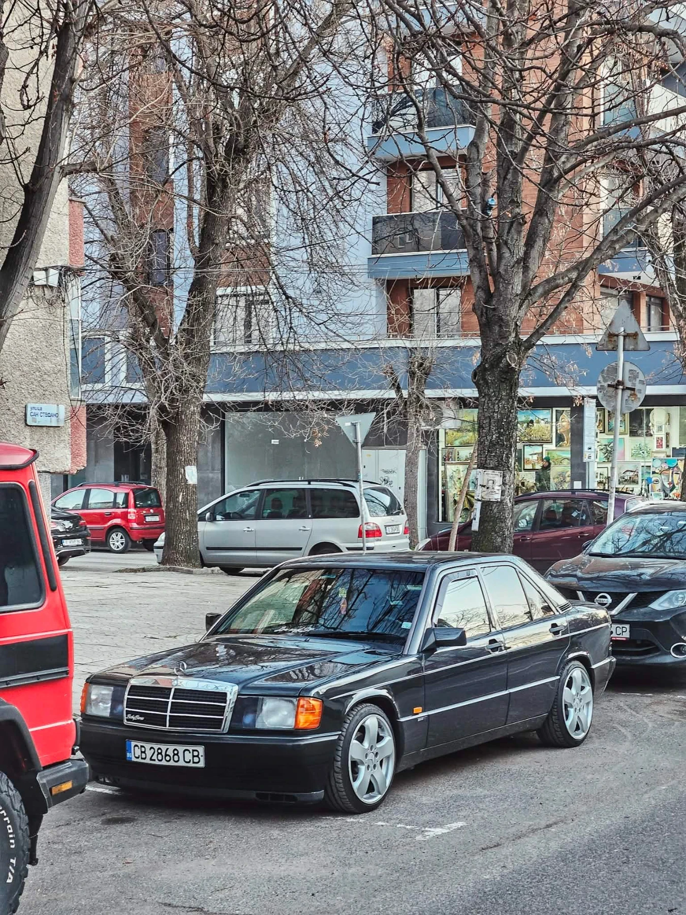 Mercedes-Benz 190 Mercedes benz 190 , снимка 7 - Автомобили и джипове - 56060687