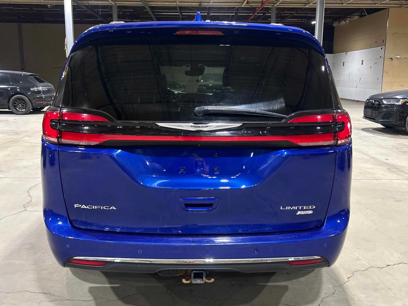 Chrysler Pacifica * Limited * АВТОКРЕДИТ БЕЗ ПЪРВОНАЧАЛНА ВНОСКА* , снимка 4 - Автомобили и джипове - 56127375