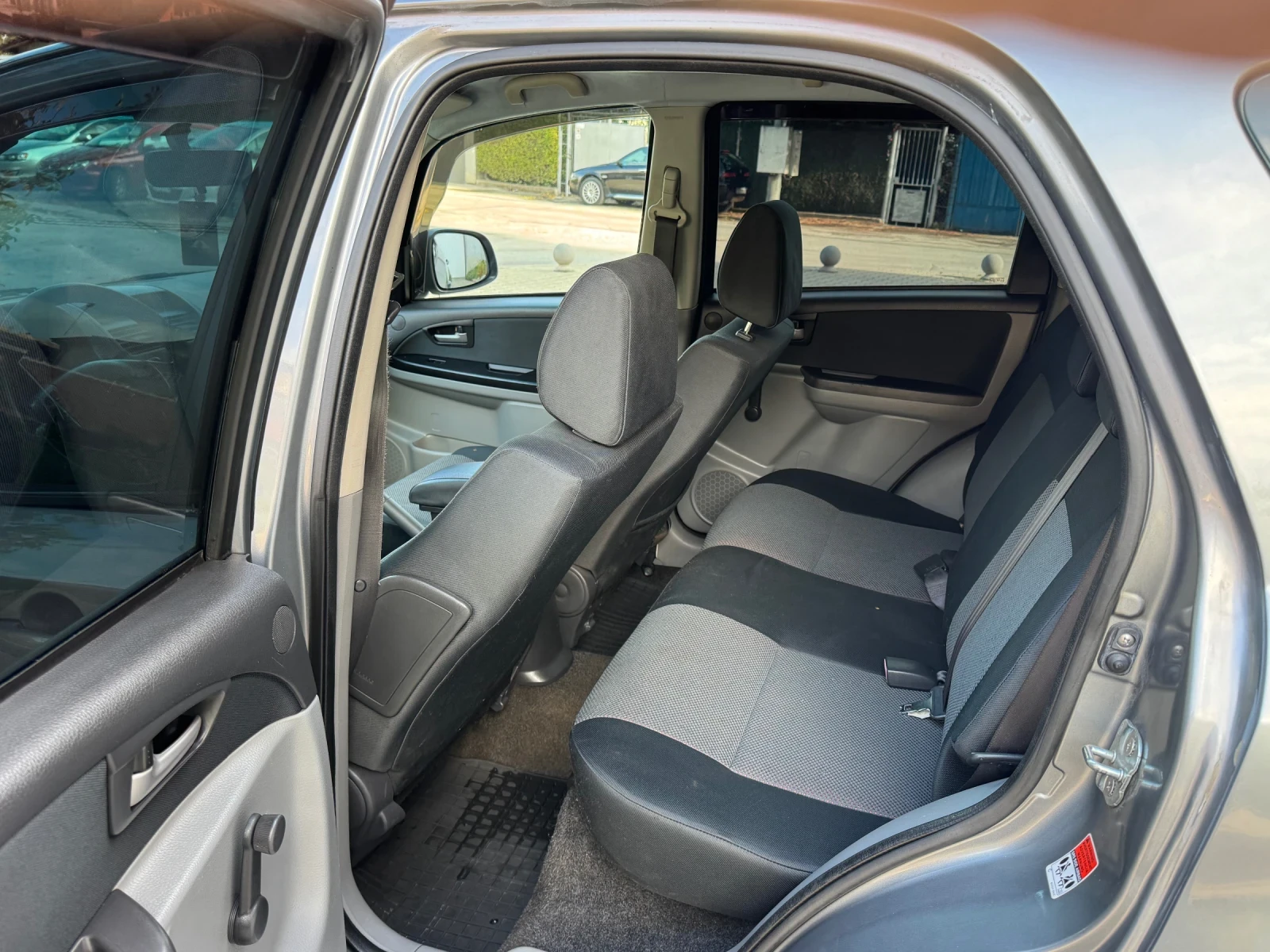 Suzuki SX4 1.9 DDIS 4x4  | Mobile.bg � ����������� 8