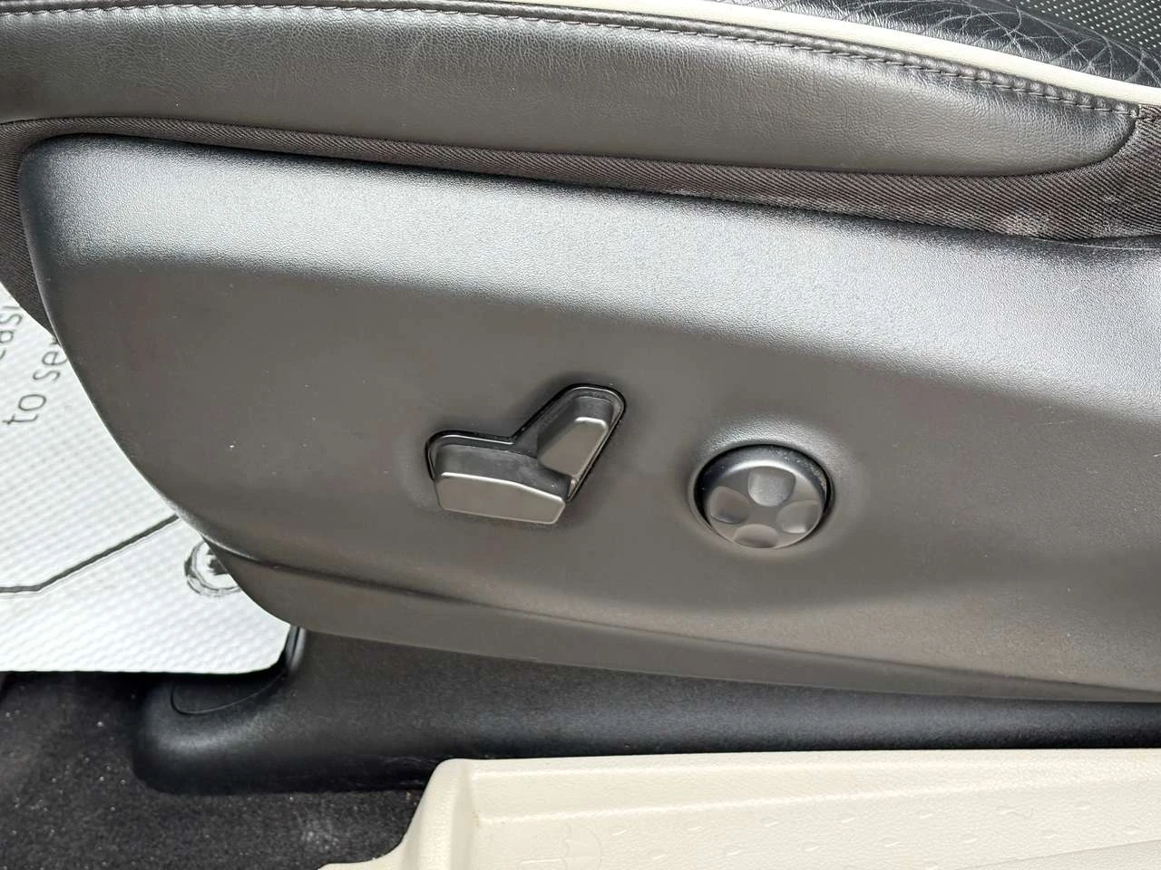 Chrysler Pacifica Limited | Nav | Pano Roof | Heated/Cooled Seats |  | Mobile.bg � ����������� 17
