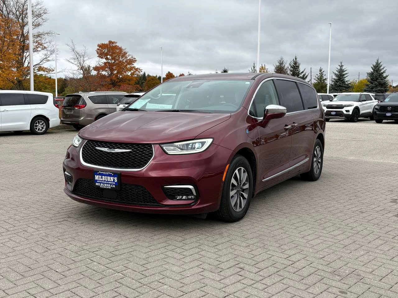 Chrysler Pacifica Limited | Nav | Pano Roof | Heated/Cooled Seats |  | Mobile.bg � ����������� 3