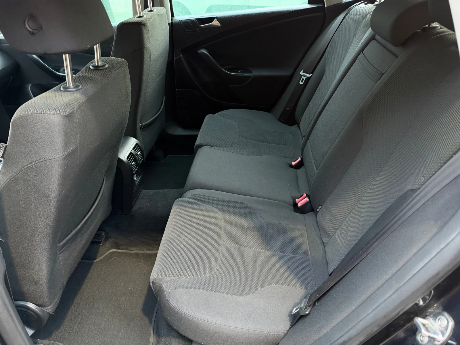 VW Passat 2.0tdi/140hp/FaceLift/, снимка 11 - Автомобили и джипове - 56691454