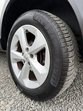 Nissan Qashqai 1.6 DCI АВТОМАТИК , снимка 15