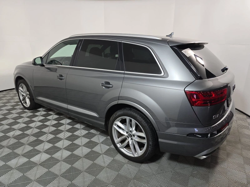 Audi Q7 prestige* Bose* digital* подгрев* обдух* пано* 7ме, снимка 4 - Автомобили и джипове - 48259475