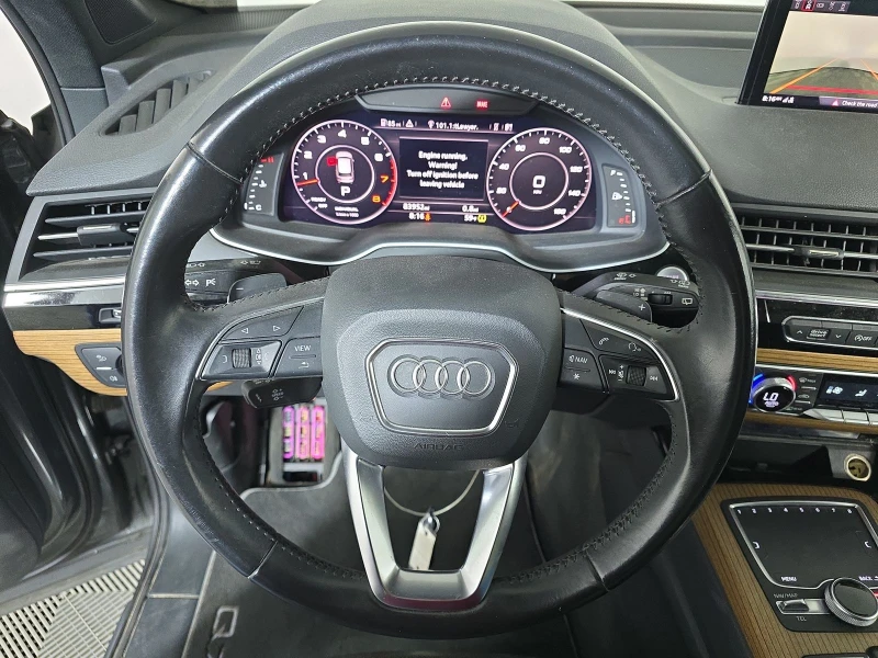 Audi Q7 prestige* Bose* digital* подгрев* обдух* пано* 7ме, снимка 6 - Автомобили и джипове - 48259475