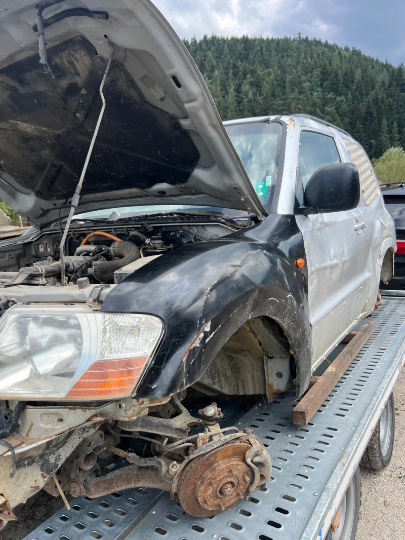 Mitsubishi Pajero На части 3.2 дид, снимка 2 - Автомобили и джипове - 52443552
