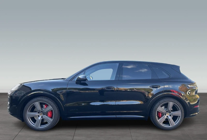 Porsche Cayenne GTS/FACELIFT/SPORT DESIGN/SPORT CHRONO/BOSE/PANO/, снимка 4 - Автомобили и джипове - 52177359