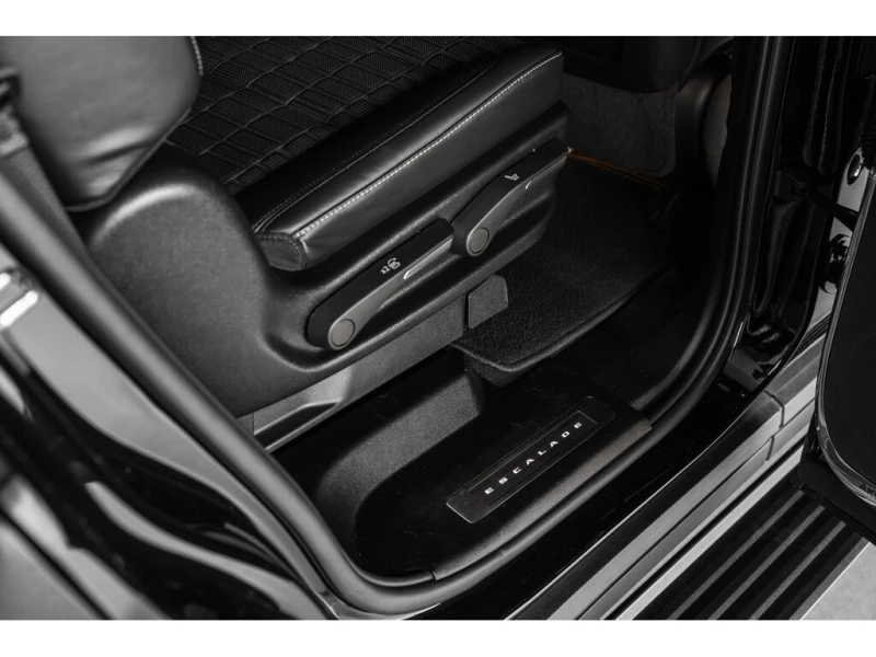 Cadillac Escalade V- SERIES/ AWD/ PANORAMA/ОБДУХ, снимка 13 - Автомобили и джипове - 52469562