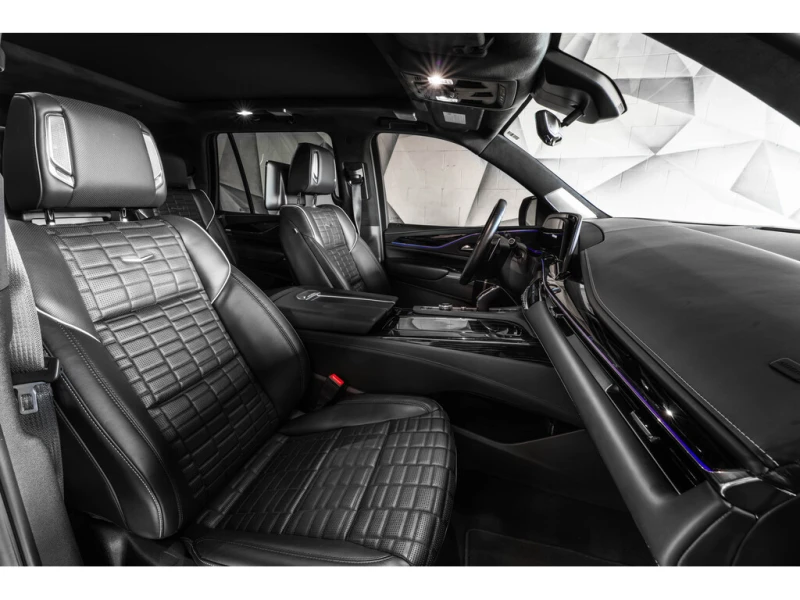 Cadillac Escalade V- SERIES/ AWD/ PANORAMA/ОБДУХ, снимка 11 - Автомобили и джипове - 52469562