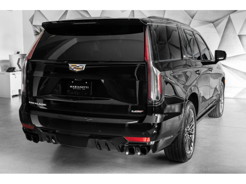 Cadillac Escalade V- SERIES/ AWD/ PANORAMA/ОБДУХ, снимка 5 - Автомобили и джипове - 52469562