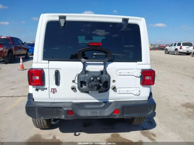 Jeep Wrangler Unlimited Sahara 4X4, снимка 16 - Автомобили и джипове - 52839502