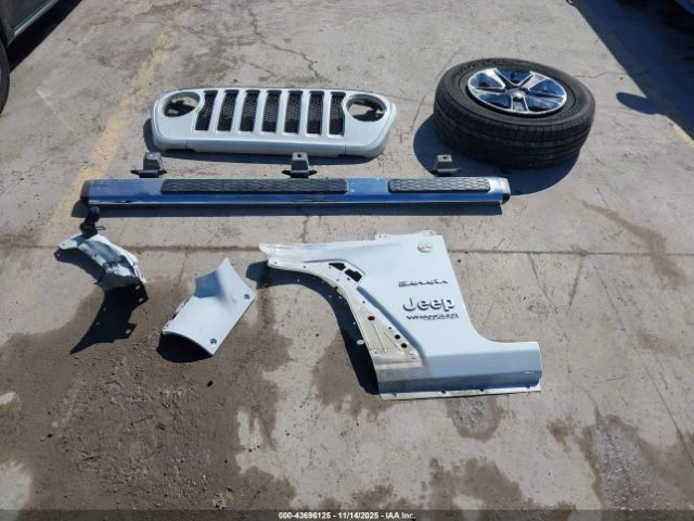 Jeep Wrangler Unlimited Sahara 4X4, снимка 11 - Автомобили и джипове - 52839502