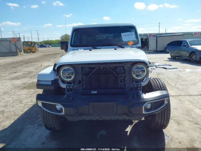 Jeep Wrangler Unlimited Sahara 4X4, снимка 12 - Автомобили и джипове - 52839502