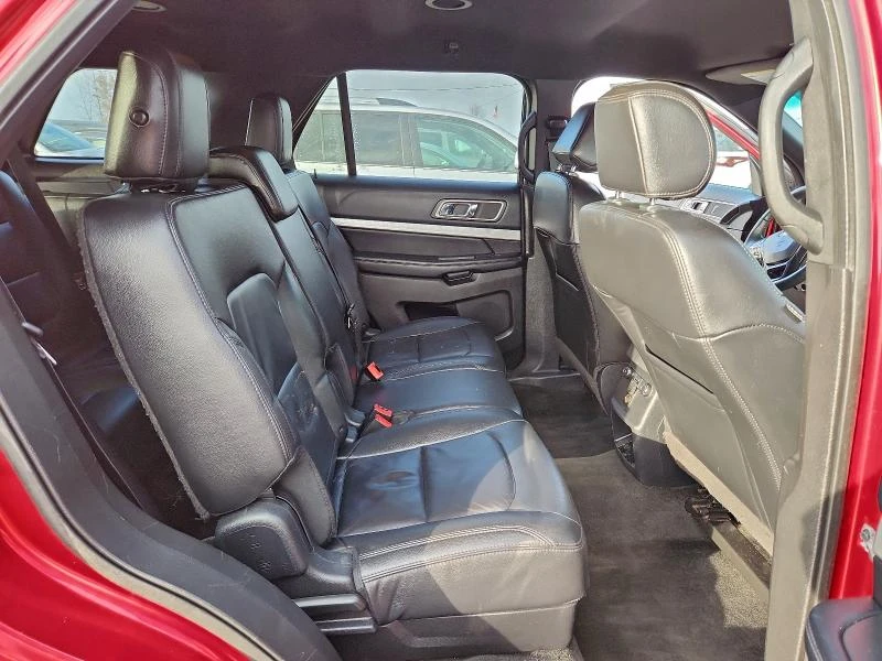 Ford Explorer 3.5L 6 4x4 w/Front Whl Drv, снимка 4 - Автомобили и джипове - 52886152